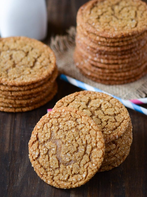 Chewy Molasses Cookies from www.thenovicechefblog.com
