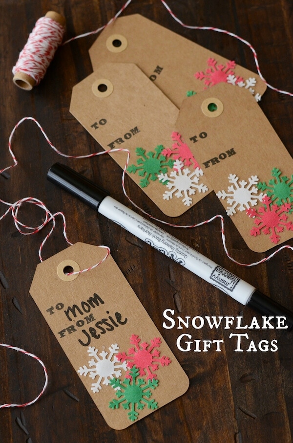 DIY Snowflake Gift Tags from www.thenovicechefblog.com